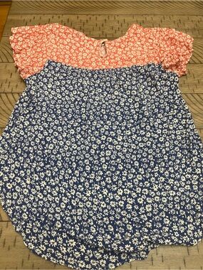 Potter's Pot Coral Floral Women’s Tunic/Shirt Size Small Boutique Brand